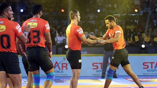 Fazel Atracheli (C) and Abhishek Singh (R) are the two key players in the U Mumba squad