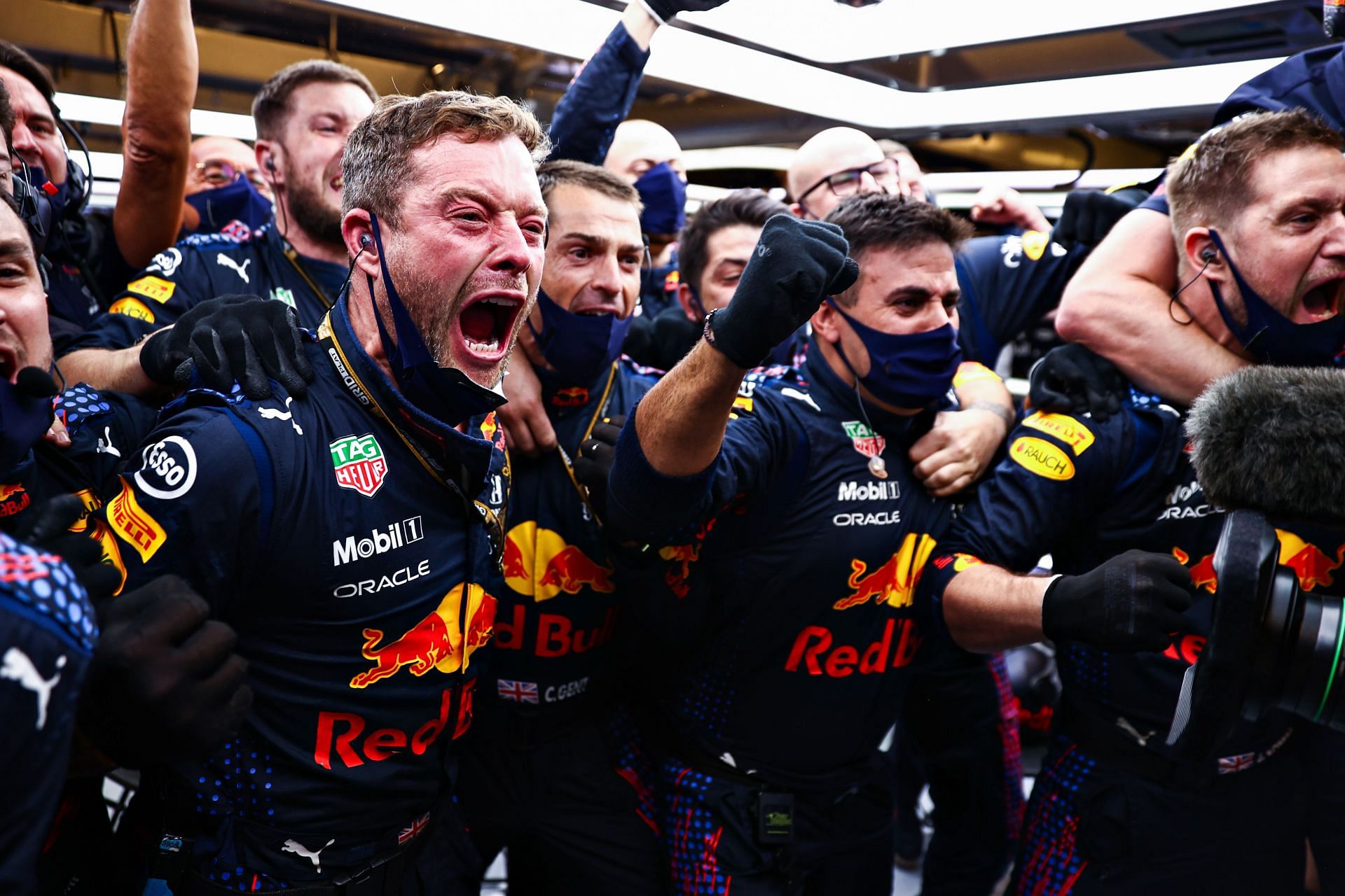 The Red Bull Racing team celebrates in the garage during the F1 Grand Prix of Abu Dhabi (Photo by Mark Thompson/Getty Images