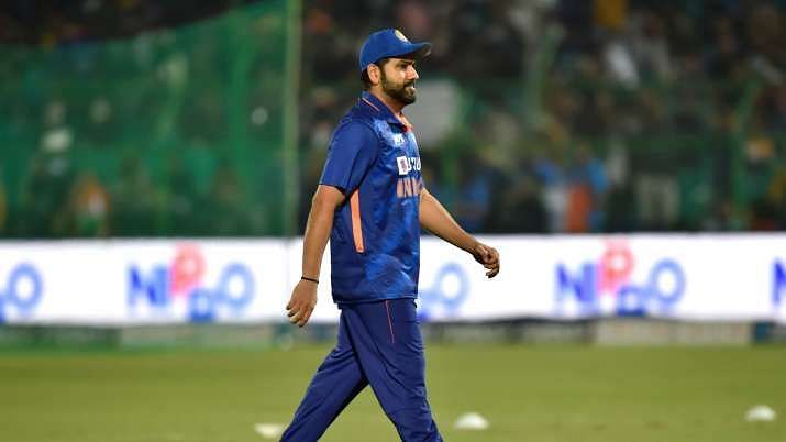 रोहित शर्मा को भारत का नया वनडे कप्तान नियुक्त किया गया है 