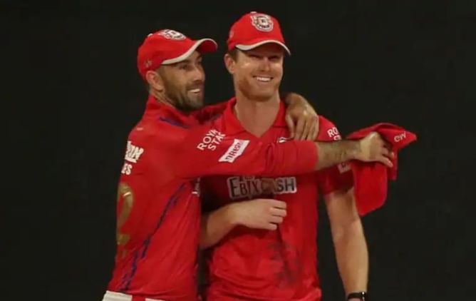 Glenn Maxwell reignites bromance with Jimmy Neesham in hilarious Twitter exchange