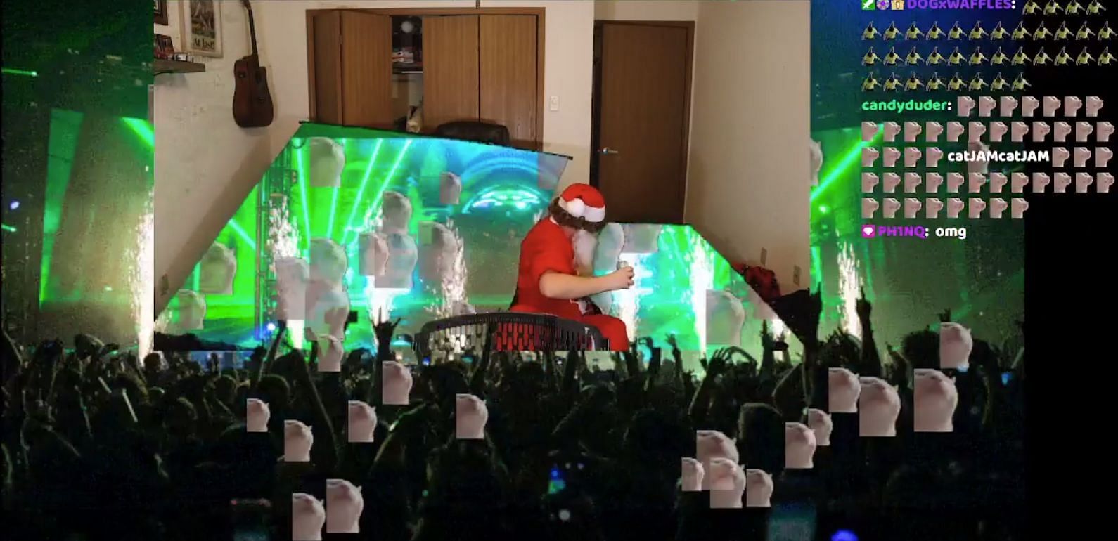 Twitch streamer ChazranTV was dressed up as Santa Claus during a recent livestream (Image via ChazranTV, Twitch)