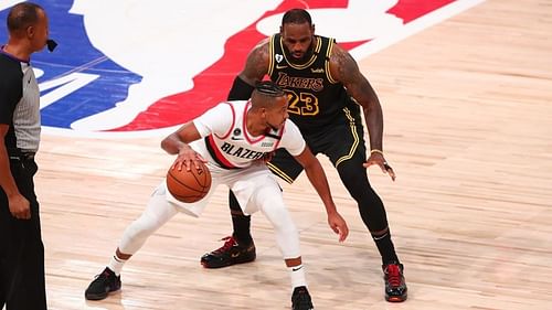 LeBron James in action against CJ McCollum [Photo: The SportsRush]