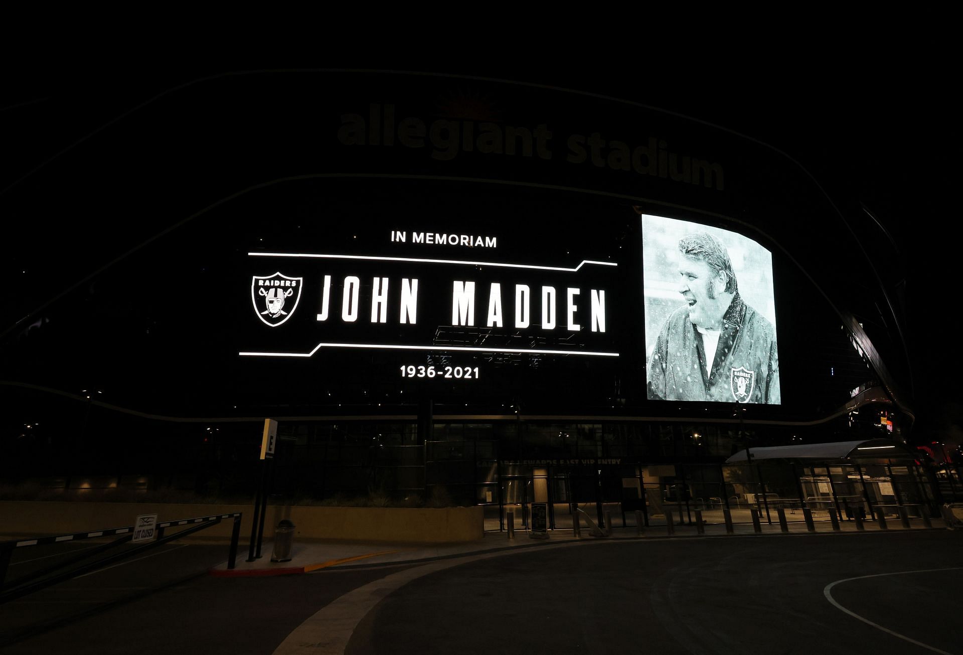 Las Vegas Raiders honor Hall of Fame NFL coach, broadcaster John Madden