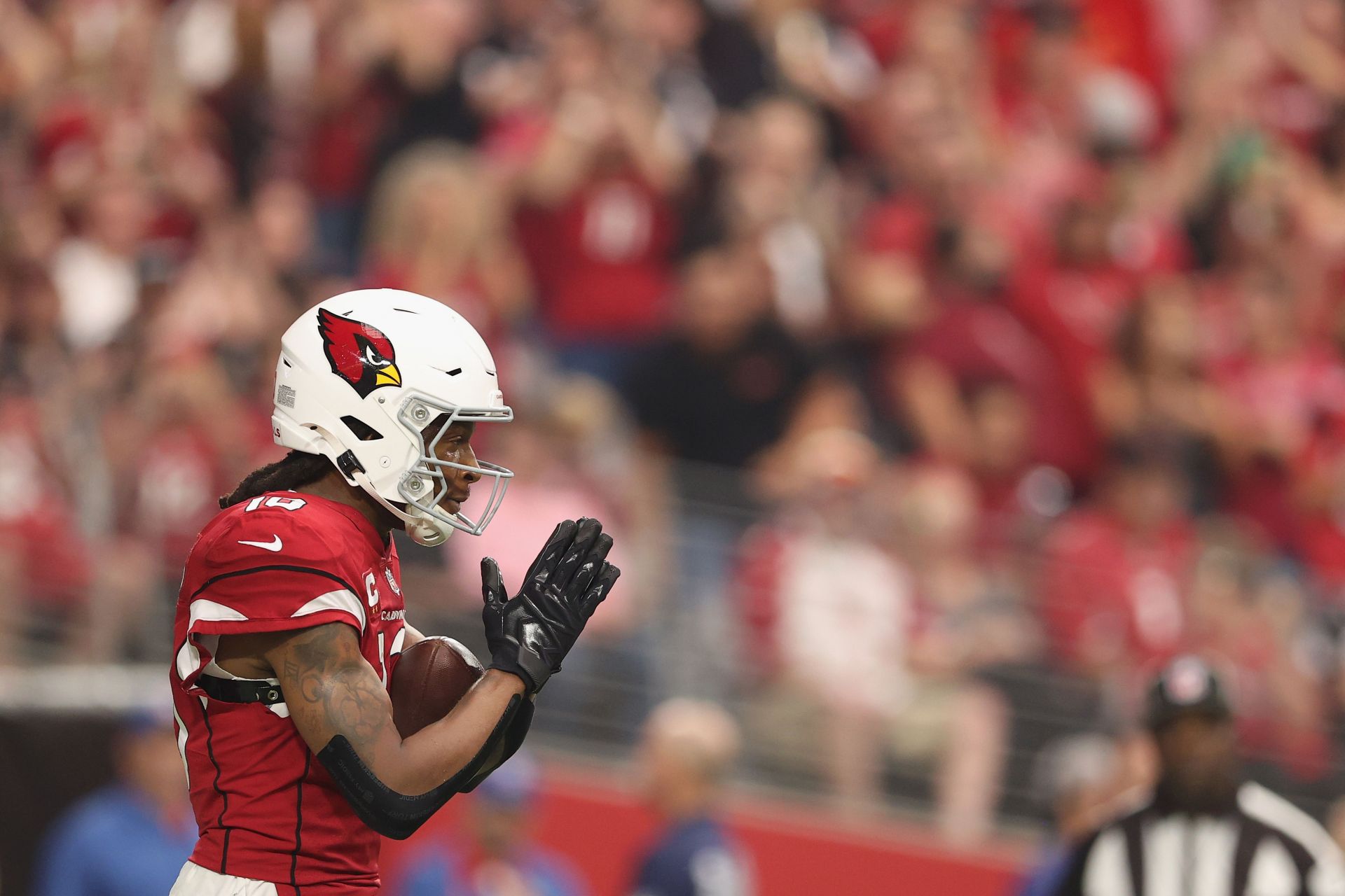 Cardinals WR DeAndre Hopkins to have knee surgery, expected to