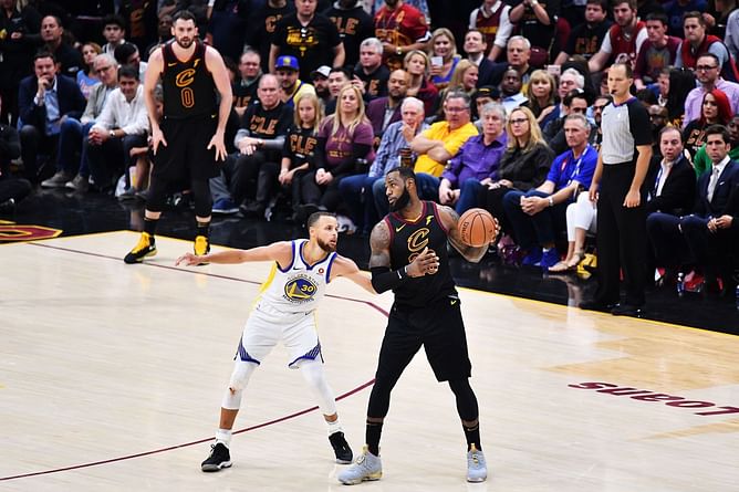 "If there's one guy in the NBA that can make 16 3s, it's Steph Curry" - LeBron James heaps praise on 'Chef Curry' as he closes in on the all-time 3 point record