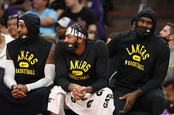 "You were throwing that off the glass for me?" – Carmelo Anthony trolls LeBron James as Melo hits jumper after miscued shot