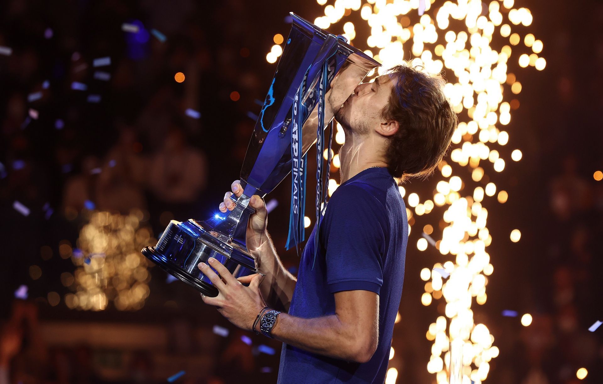 Alexander Zverev celebrates winning the 2021 Nitto ATP World Tour Finals