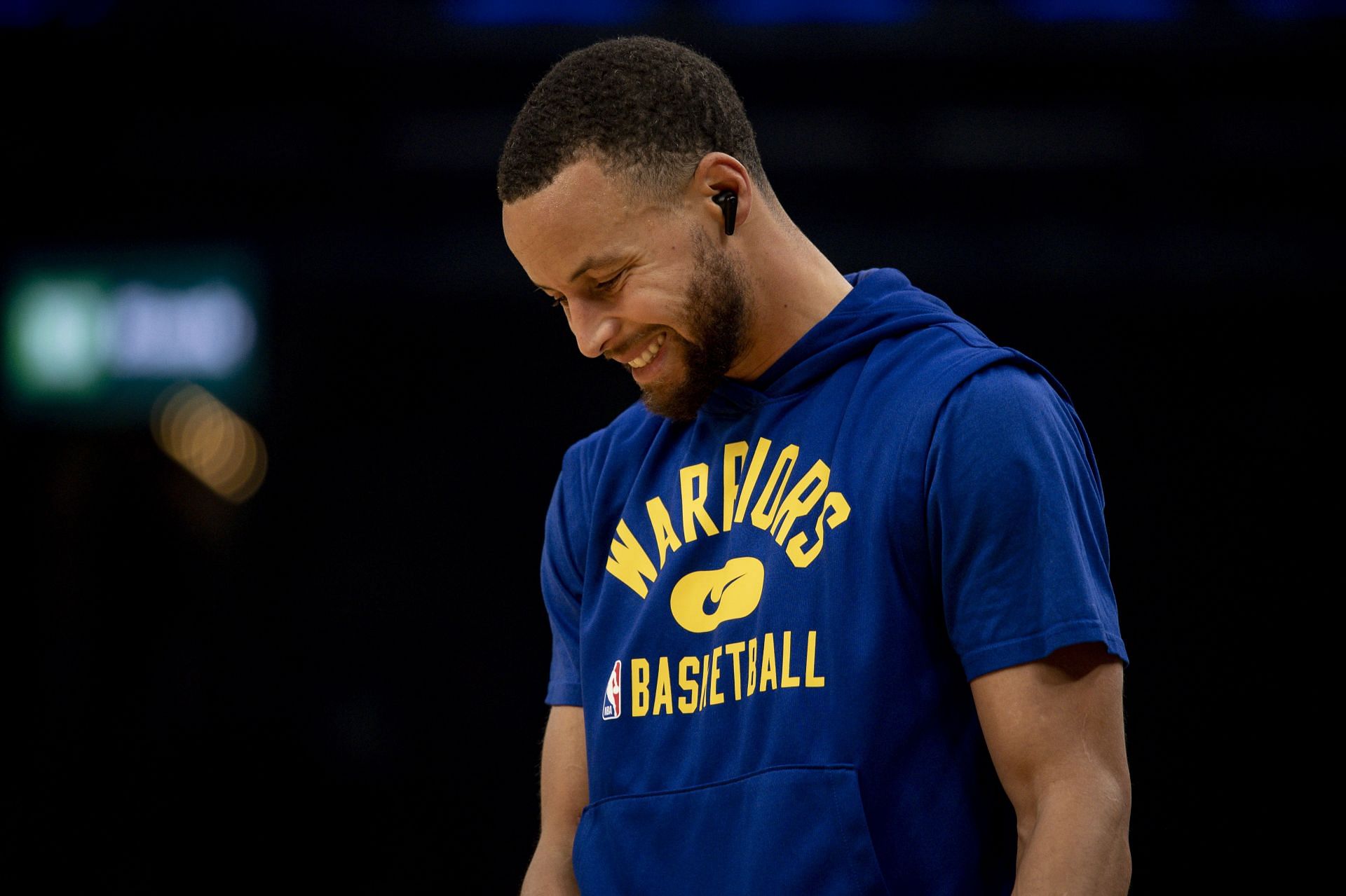 Golden State Warriors superstar Stephen Curry in pregame warmups