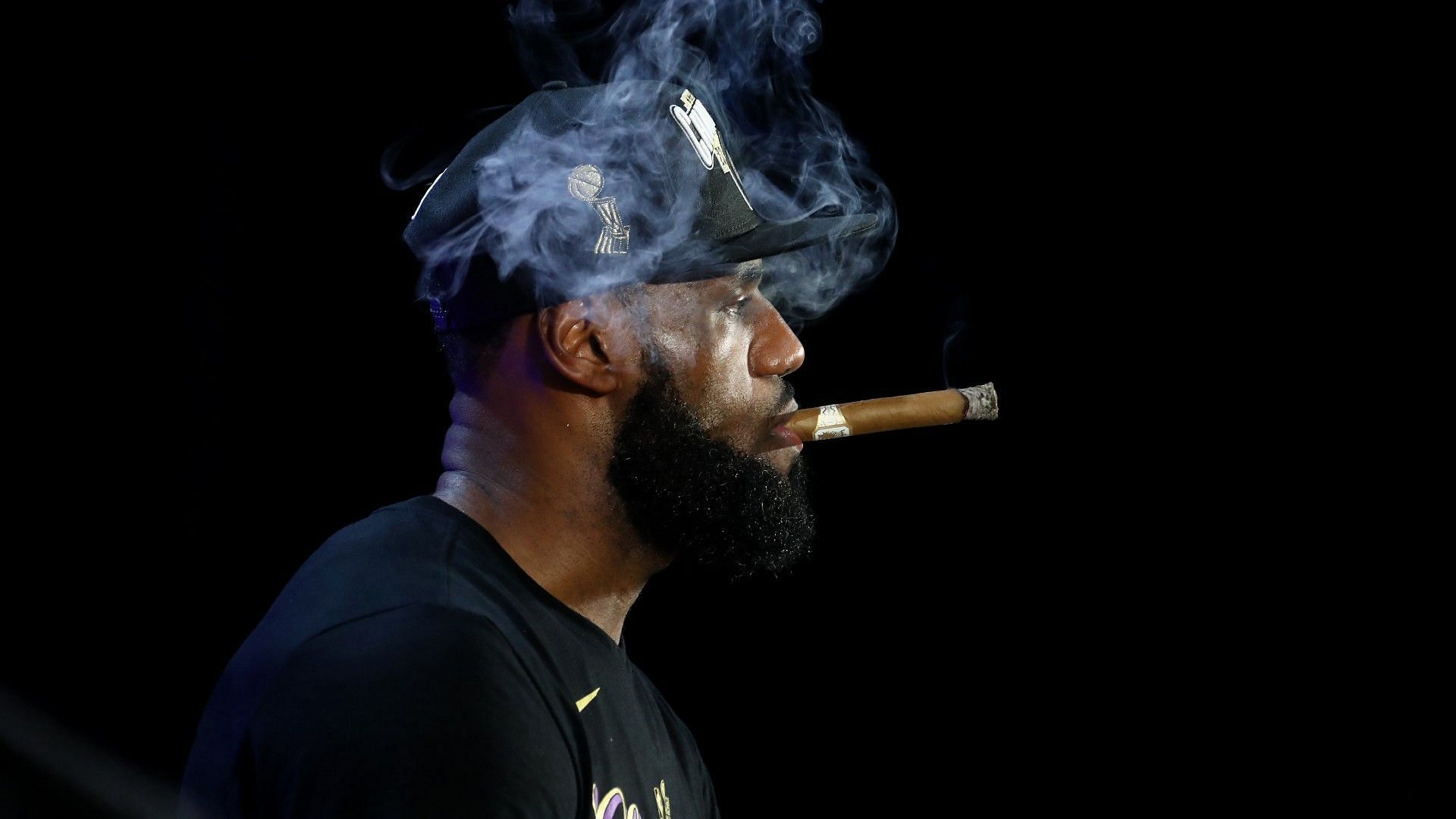 LeBron James entered the arena with a cigar in his hands before the Phoenix Suns-LA Lakers game. [Photo via NBA.com]