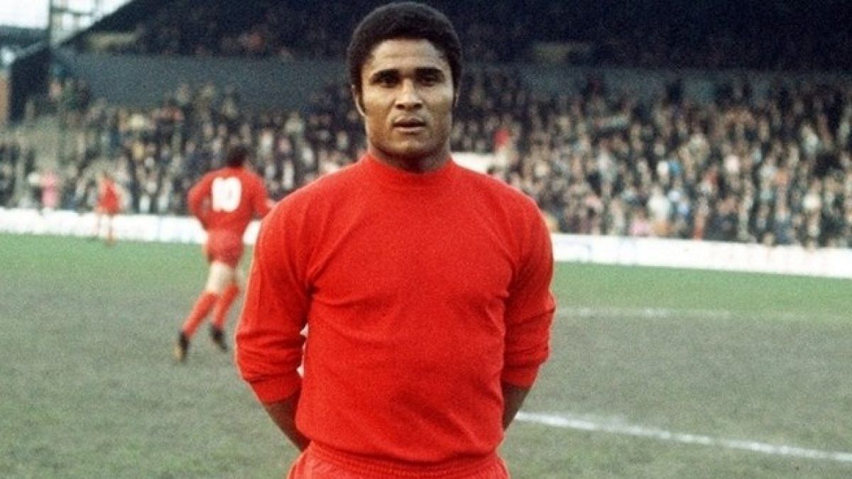 Eusebio is another football legend who didn&#039;t enjoy a successful international career.