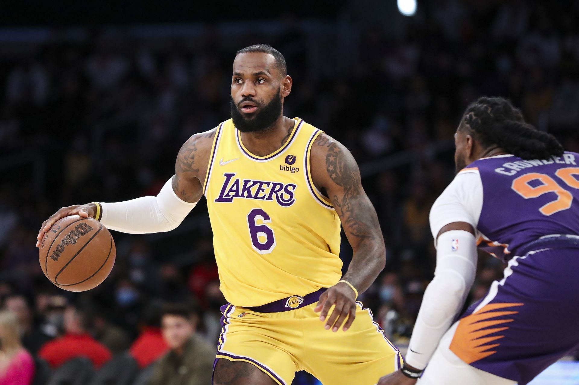 LeBron James&#039; 34-point outing could not stop the LA Lakers from losing to the Phoenix Suns on Tuesday
