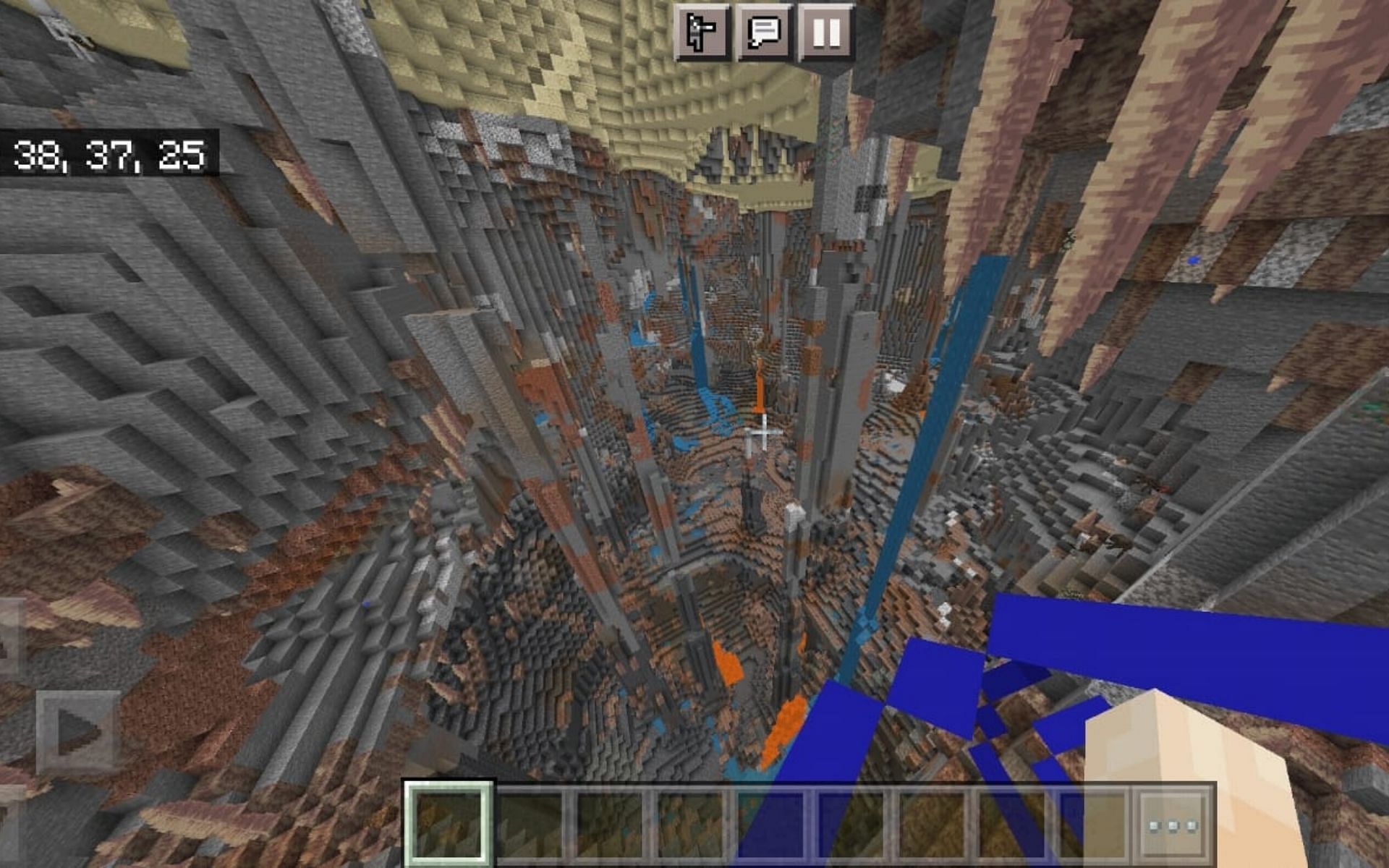 Dripstone cave under a Desert (Image via Minecraft)