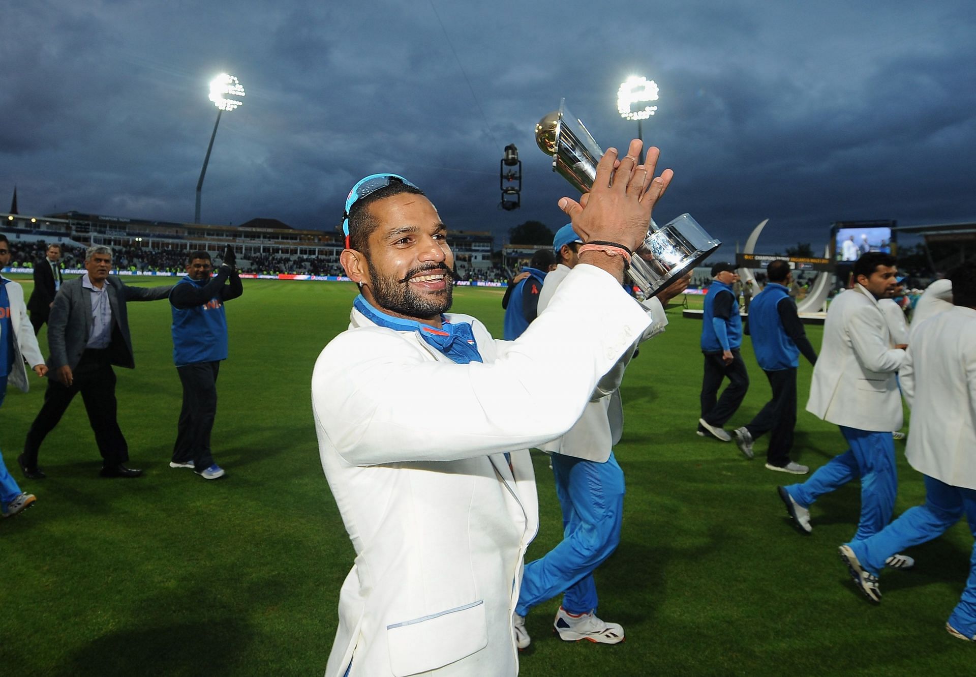 The Cricket fraternity extends warm wishes to Shikhar Dhawan on his