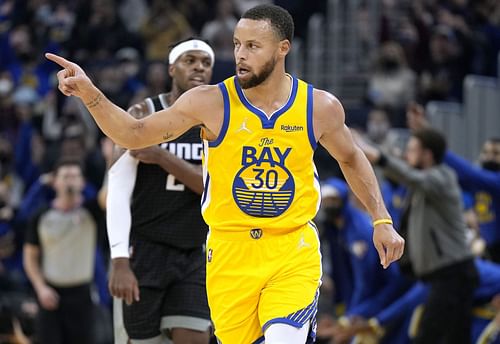 Steph Curry in action at the Sacramento Kings vs Golden State Warriors game.