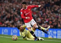 Mikael Silvestre rates Arsenal and Manchester United's Premier League top 4 chances