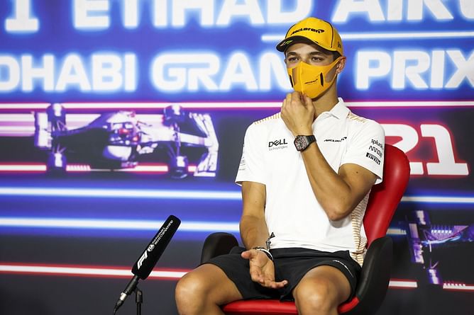 "Just watch everything unfold": Lando Norris doesn't "want to get involved" in Lewis Hamilton and Max Verstappen's title battle