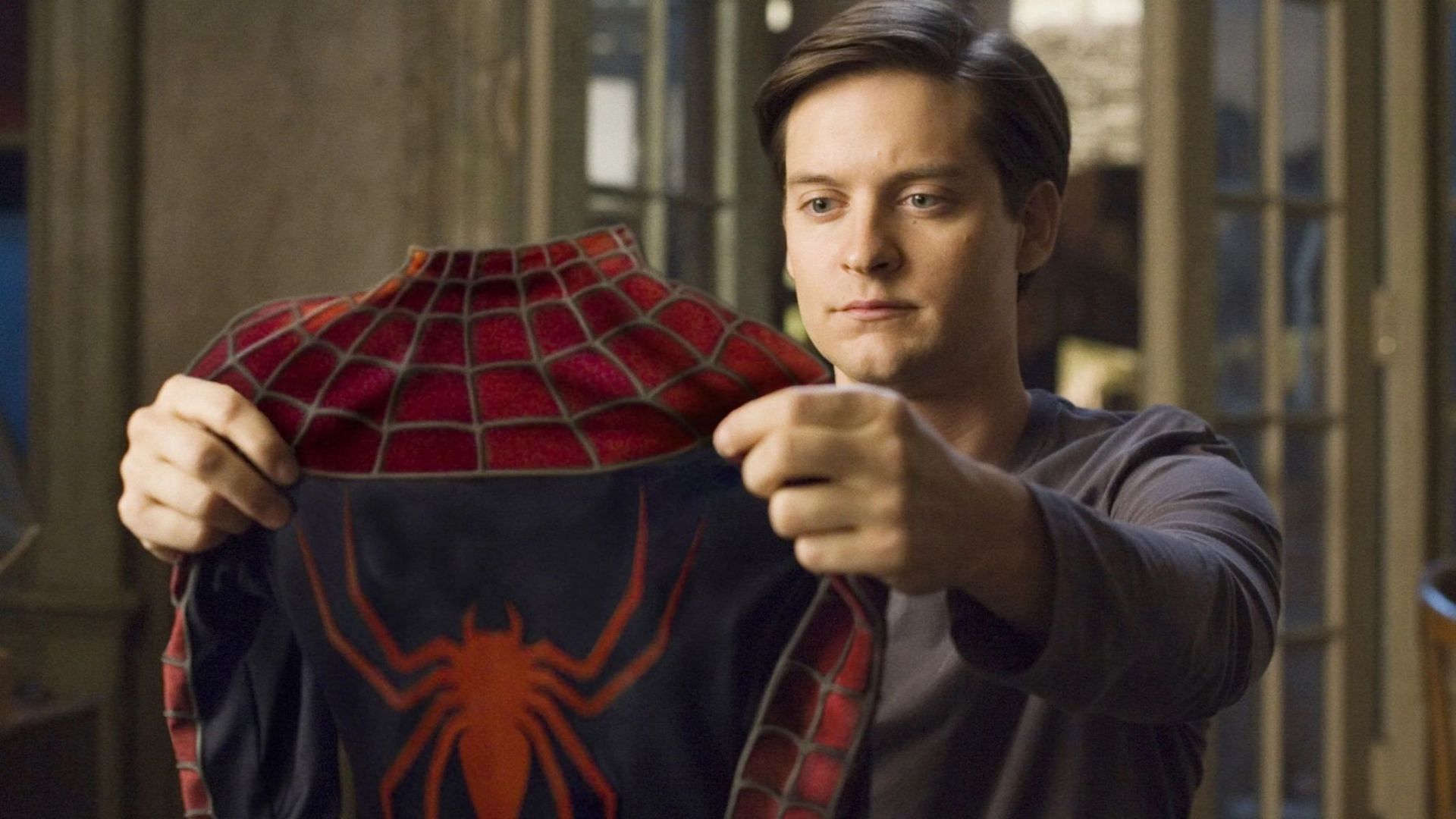 Tobey Maguire in Raimi&#039;s Spider-Man trilogy (Image via Sony Pictures)
