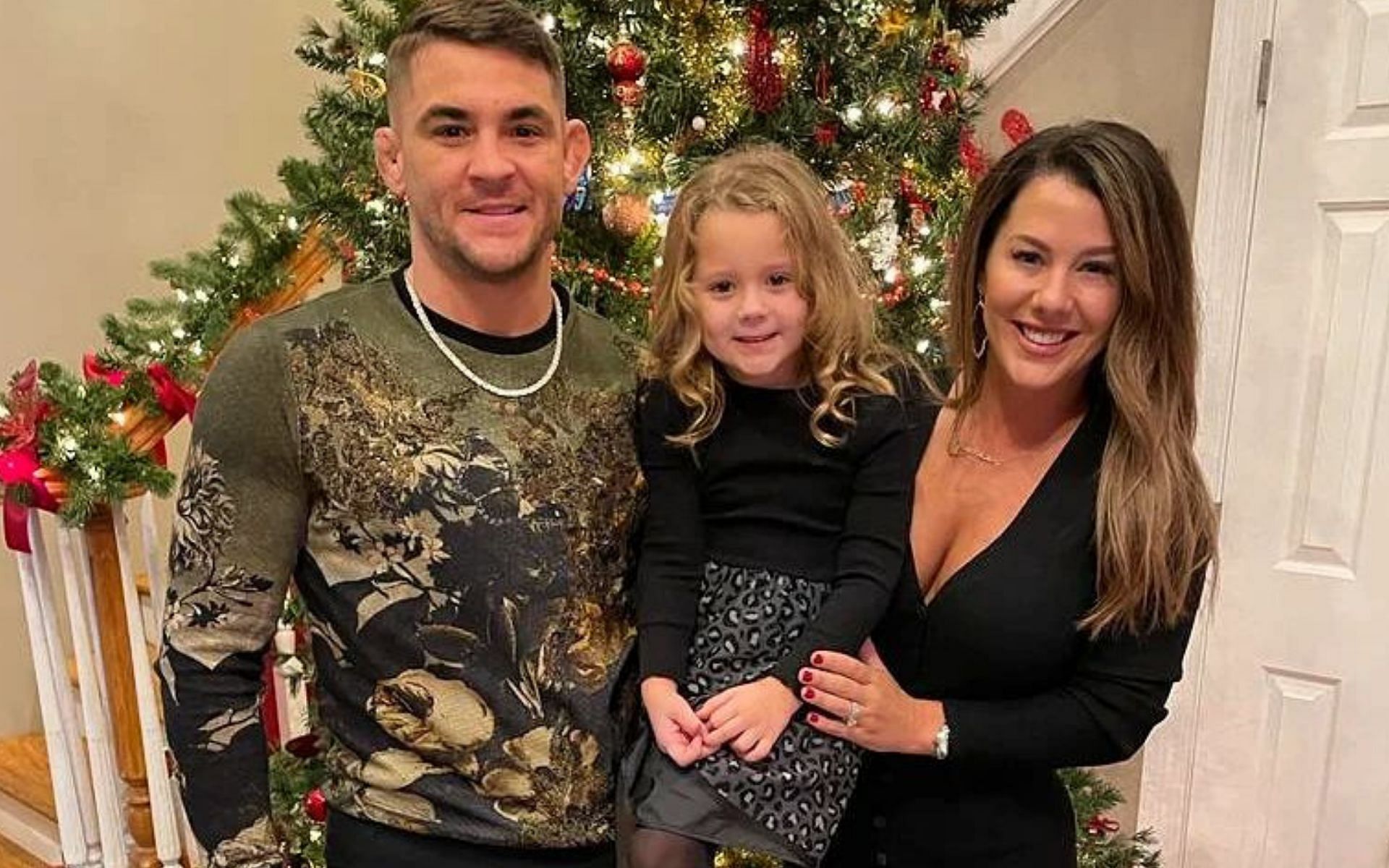 Dustin Poirier alongside his wife and daughter [Image courtesy of @dustinpoirier on Instagram]