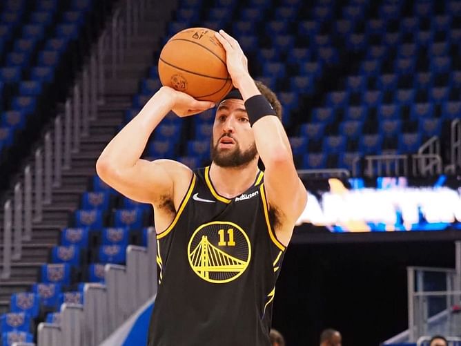 "Feelin good getting back in da swing of thangs!" - Klay Thompson teases his return, posts a picture with Santa Cruz Warriors as his comeback journey for Golden State Warriors continues