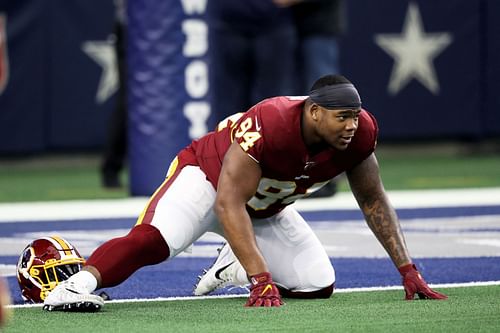 Daron Payne warming up before the game last night