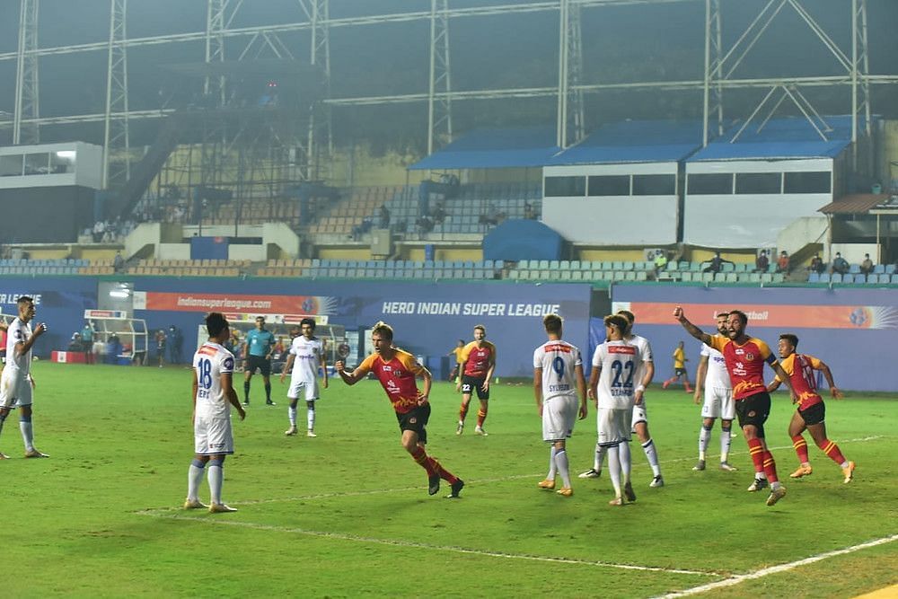 Action from a previous Chennaiyin FC vs SC East Bengal game. (Image courtesy: ISL)