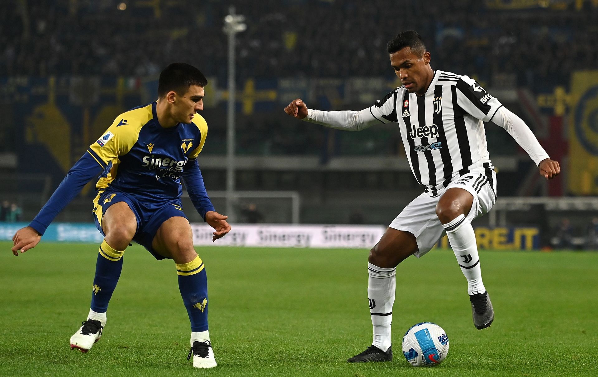Real Madrid have been offered the chance to sign Alex Sandro.