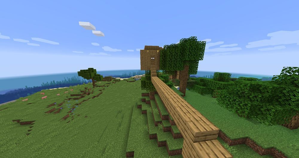 Treehouses can start out simple but are quite fun to improve over time (Image via Mojang)