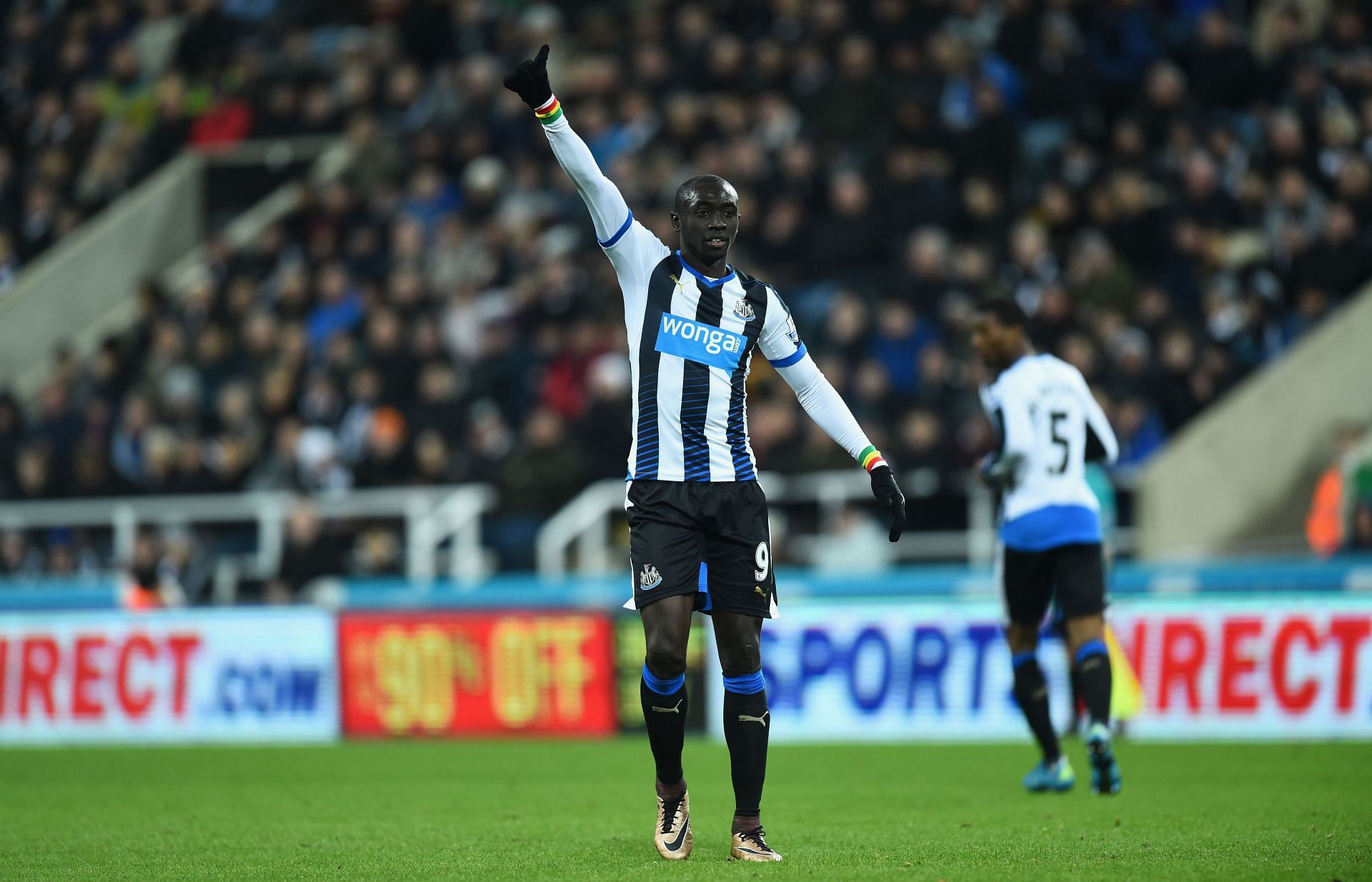 Newcastle player Papiss Cisse reacts during the Barclays Premier League match between Newcastle United and Liverpool at St James&#039; Park on December 6, 2015 in Newcastle, England.