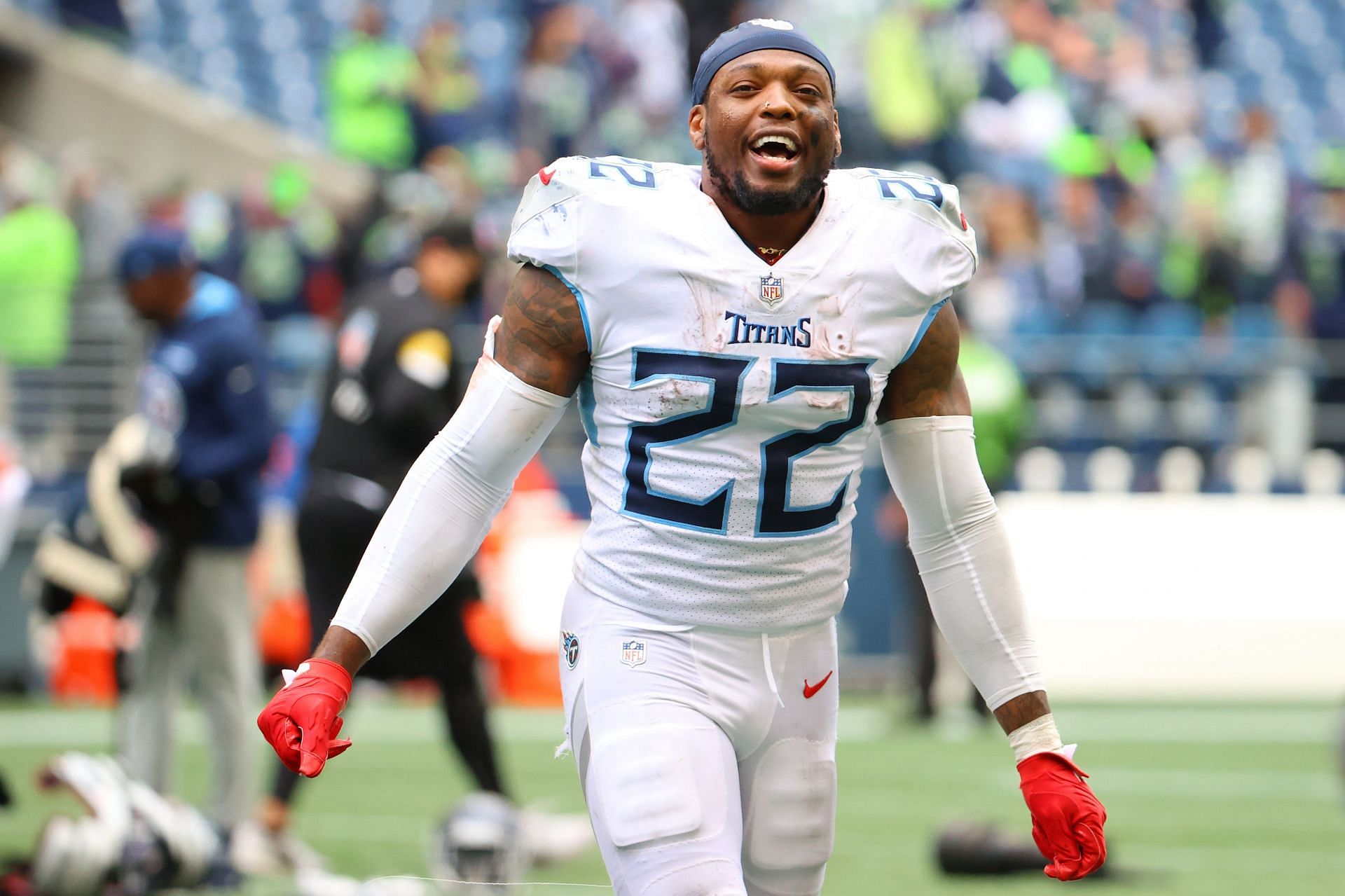 Titans' Derrick Henry on track to return for 2021 NFL playoffs or sooner,  per report 