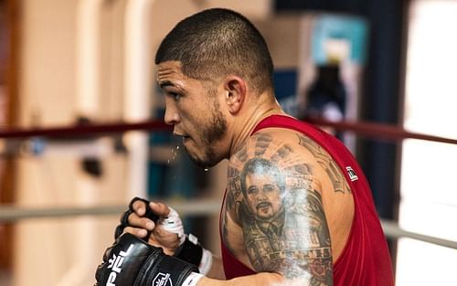 Anthony Pettis [Image courtesy: @showtimepettis on Instagram]