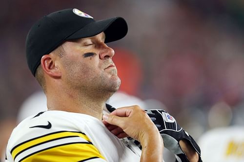 Ben Roethlisberger of Pittsburgh Steelers v New England Patriots