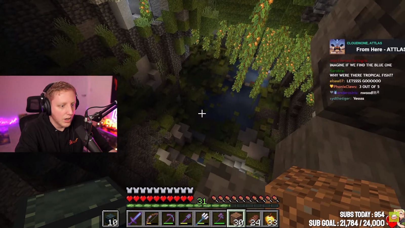 Ph1LzA finding more Lush Caves on his stream (Image via Canooon, YouTube)