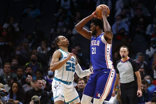 Joel Embiid posting up against the Charlotte Hornets