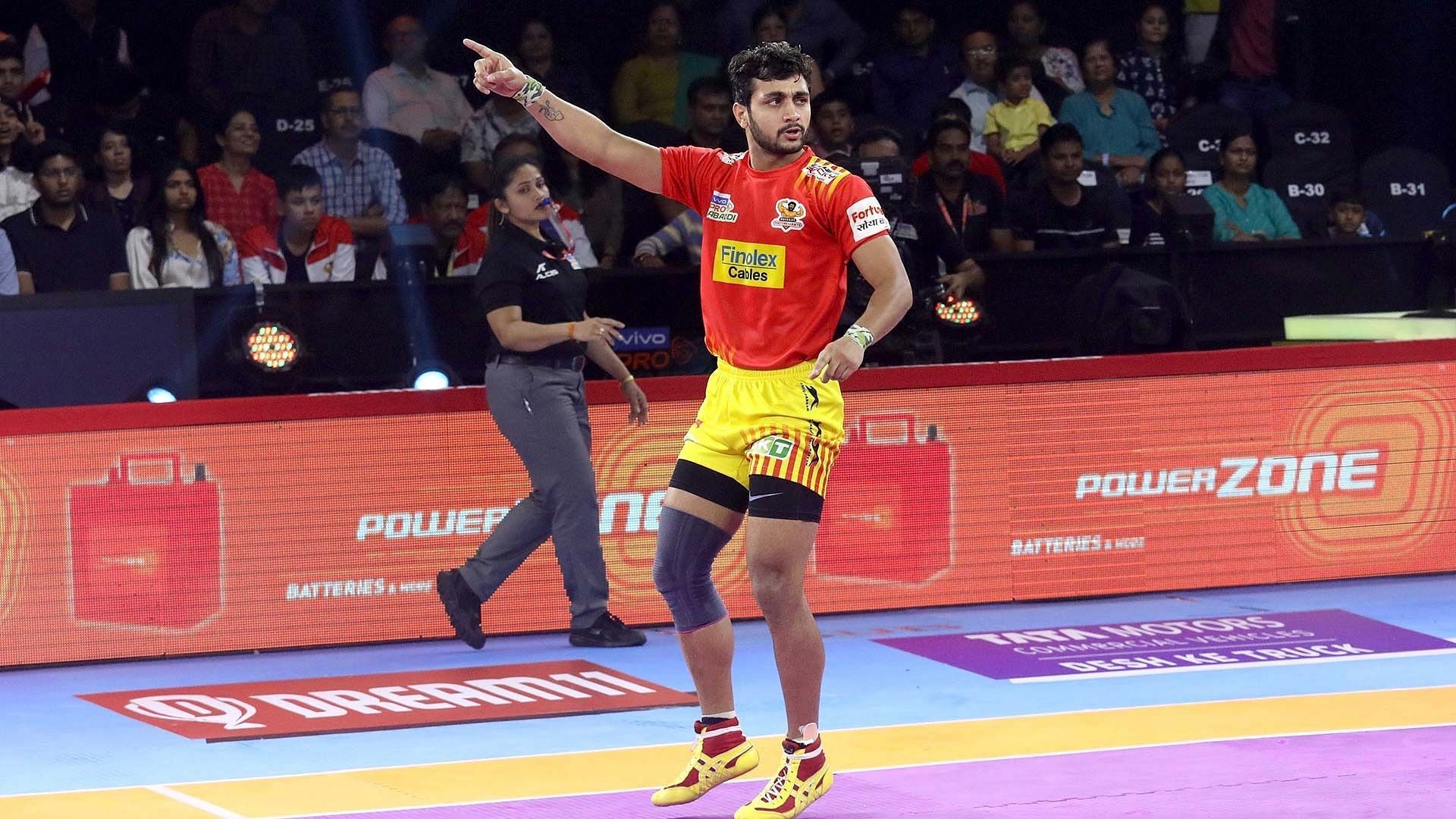 Rohit Gulia in action for Gujarat Giants - Image Courtesy: PKL