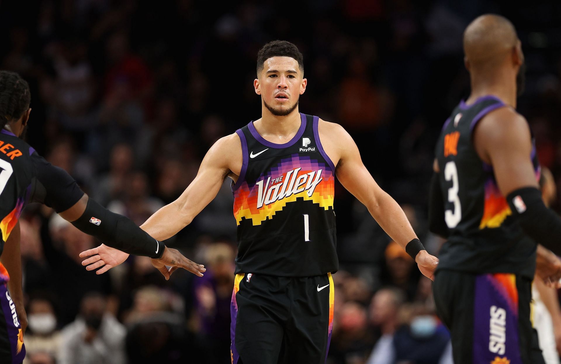 Devin Booker is expected to miss the game between the Golden State Warriors and Phoenix Suns