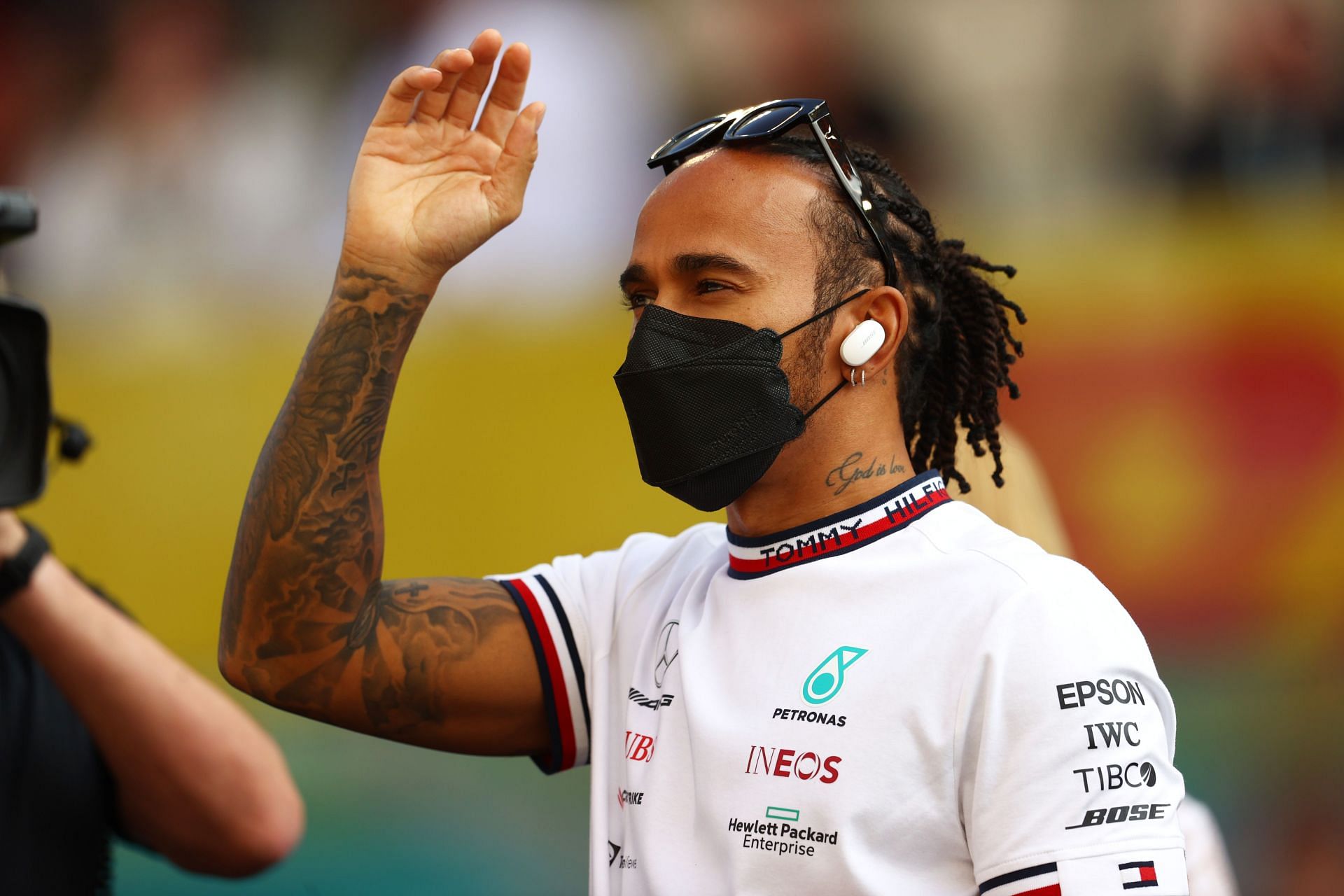 Lewis Hamilton at the drivers&#039; parade at the 2021 Abu Dhabi GP (Photo by Clive Rose/Getty Images)