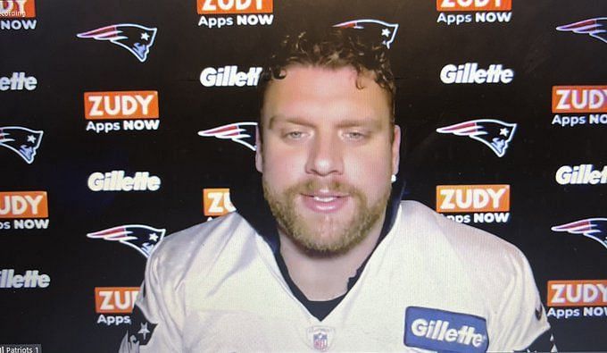 Mac Jones Giving The Entire Patriots Offensive Line With Bitcoin For  Christmas - Daily Snark