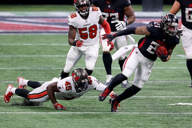 3 other RBs the Buccaneers could have signed instead of Le'Veon Bell ft. Todd Gurley