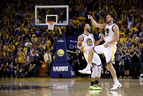 Stephen Curry and Klay Thompson celeberating together