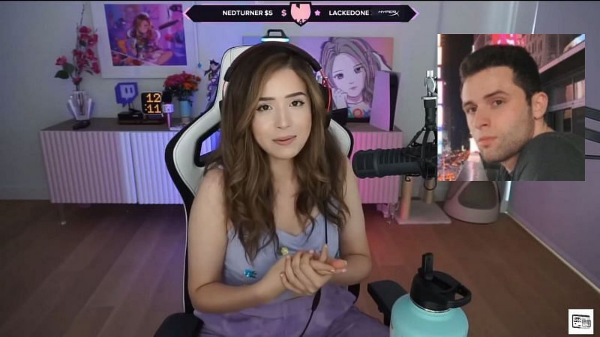 Pokimane receives a text message from AustinShow that makes her day (Image via Sportskeeda)