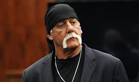 Photo: Hulk Hogan spotted using a walking stick