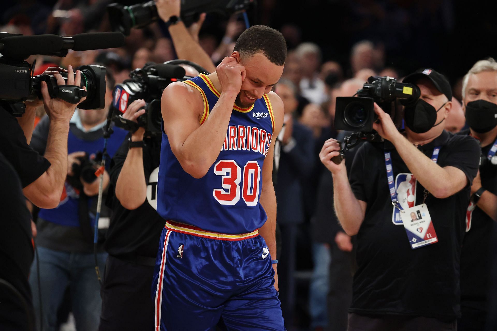 Steph Curry #30 of the Golden State Warriors looks on after making a three point basket to break Ray Allen’s record for the most all-time against the New York Knicks during their game at Madison Square Garden on December 14, 2021 in New York City.