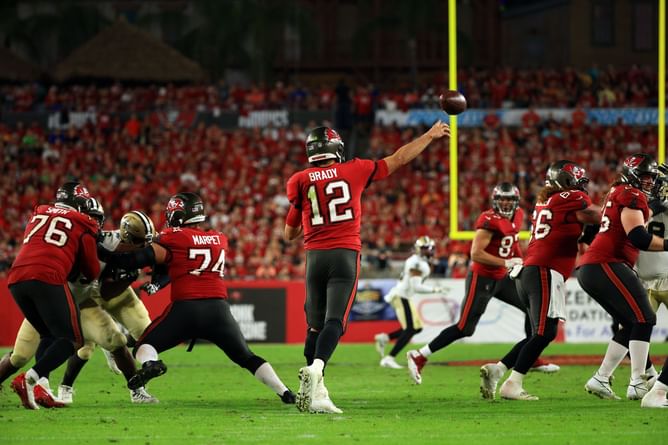 Former NFL QB Mark Sanchez calling Buccaneers game proves that Tom Brady has defeated father time