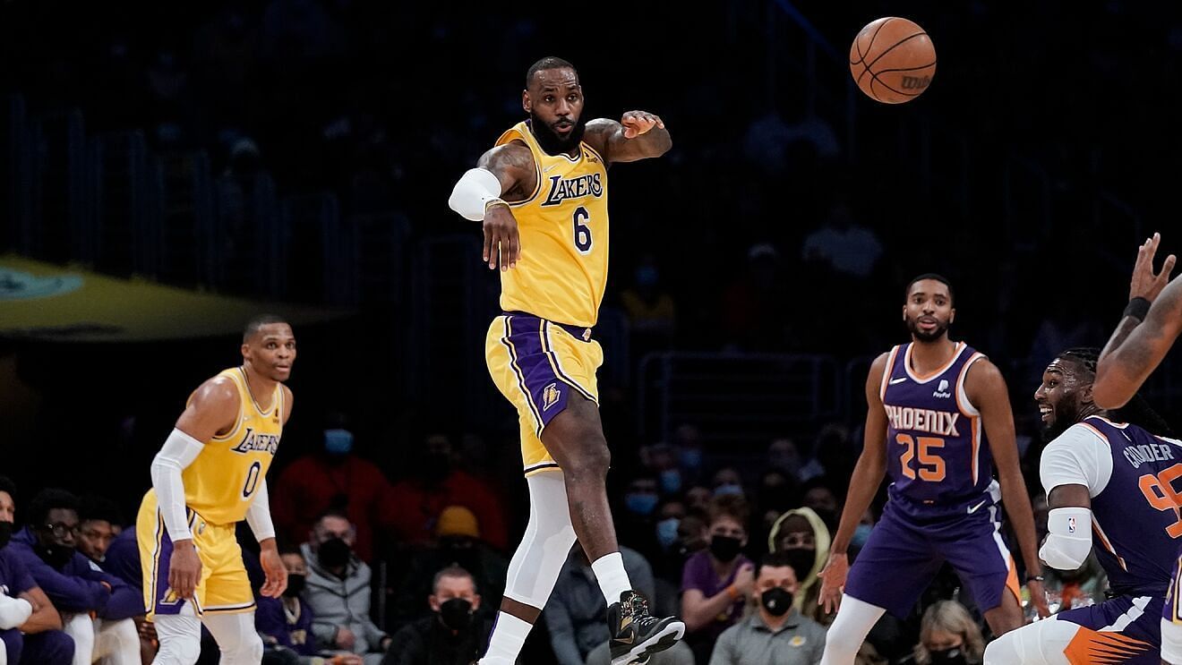 LeBron James&#039; minutes and workload two months into the season could cost the LA Lakers their title hopes.