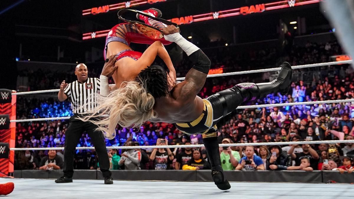 WWE दिग्गज ने की 24*7 चैंपियन की बुकिंग की आलोचना