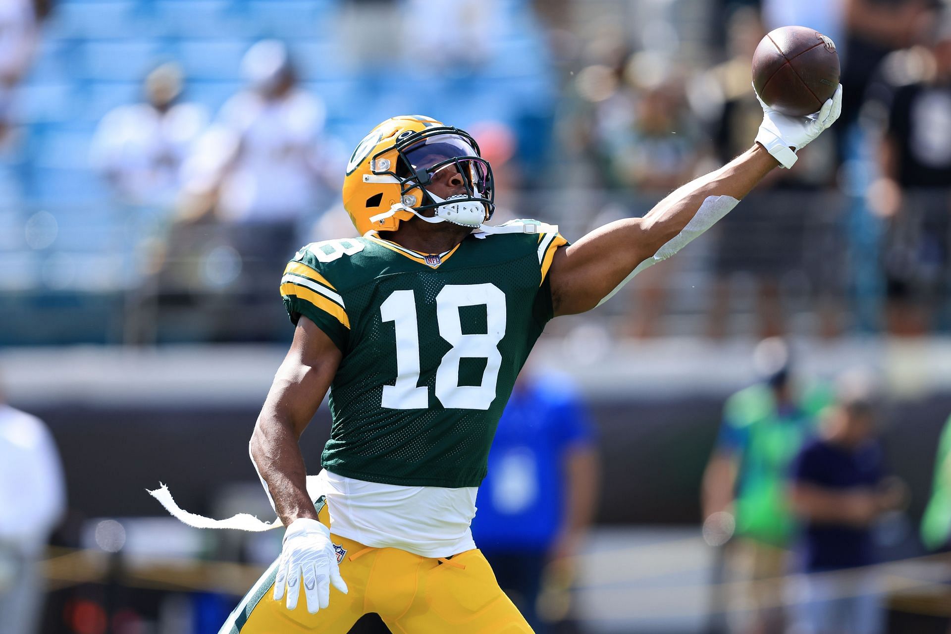 Packers' Cobb will be out 'for a while' with core injury