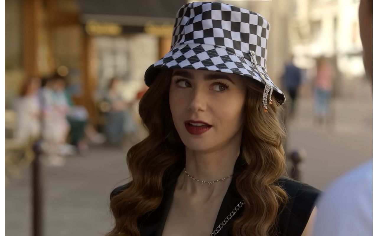 Lily Collins' real-life Emily in Paris fashion moments - season 3 on  Netflix, Gallery