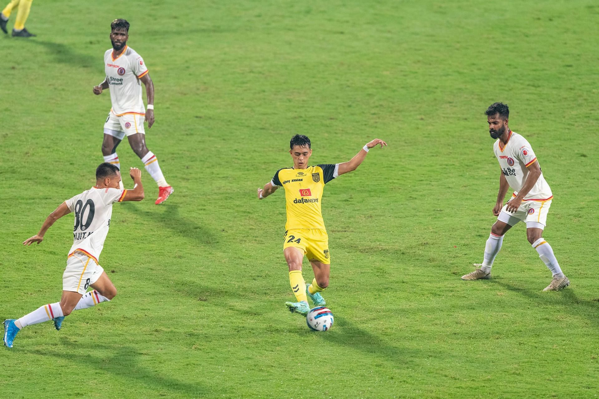 Hyderabad FC and SC East Bengal played out a 1-1 draw (Image courtesy: ISL social media)