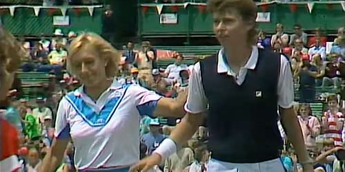 Martina Navratilova congratulates Helena Sukova after their semifinal battle at the 1984 Australian Open