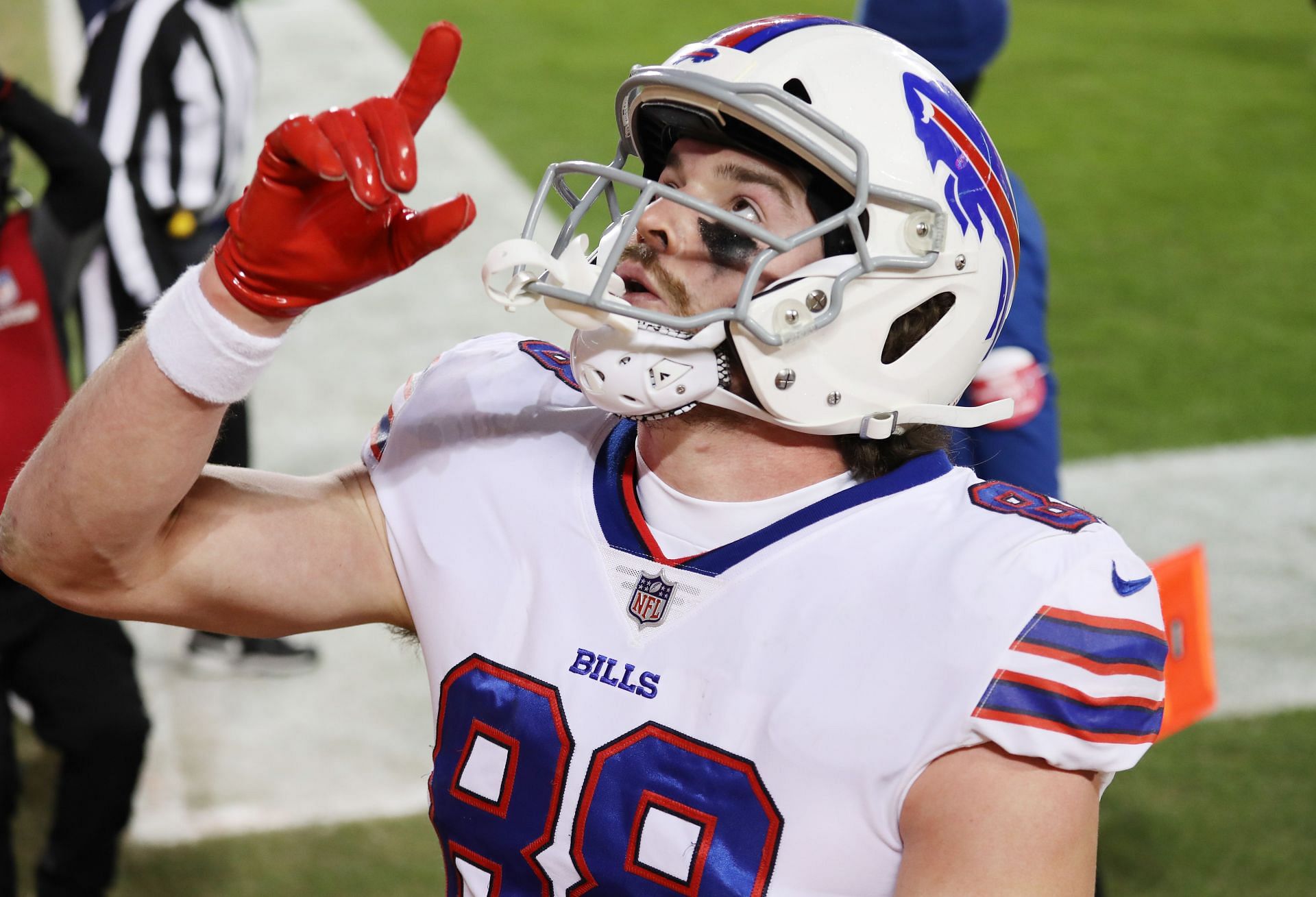 Buffalo Bills tight end Dawson Knox